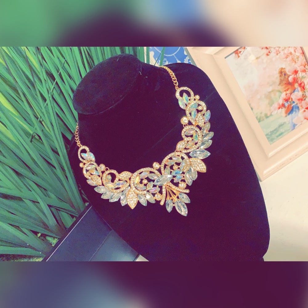 Beautiful necklace for any occasion